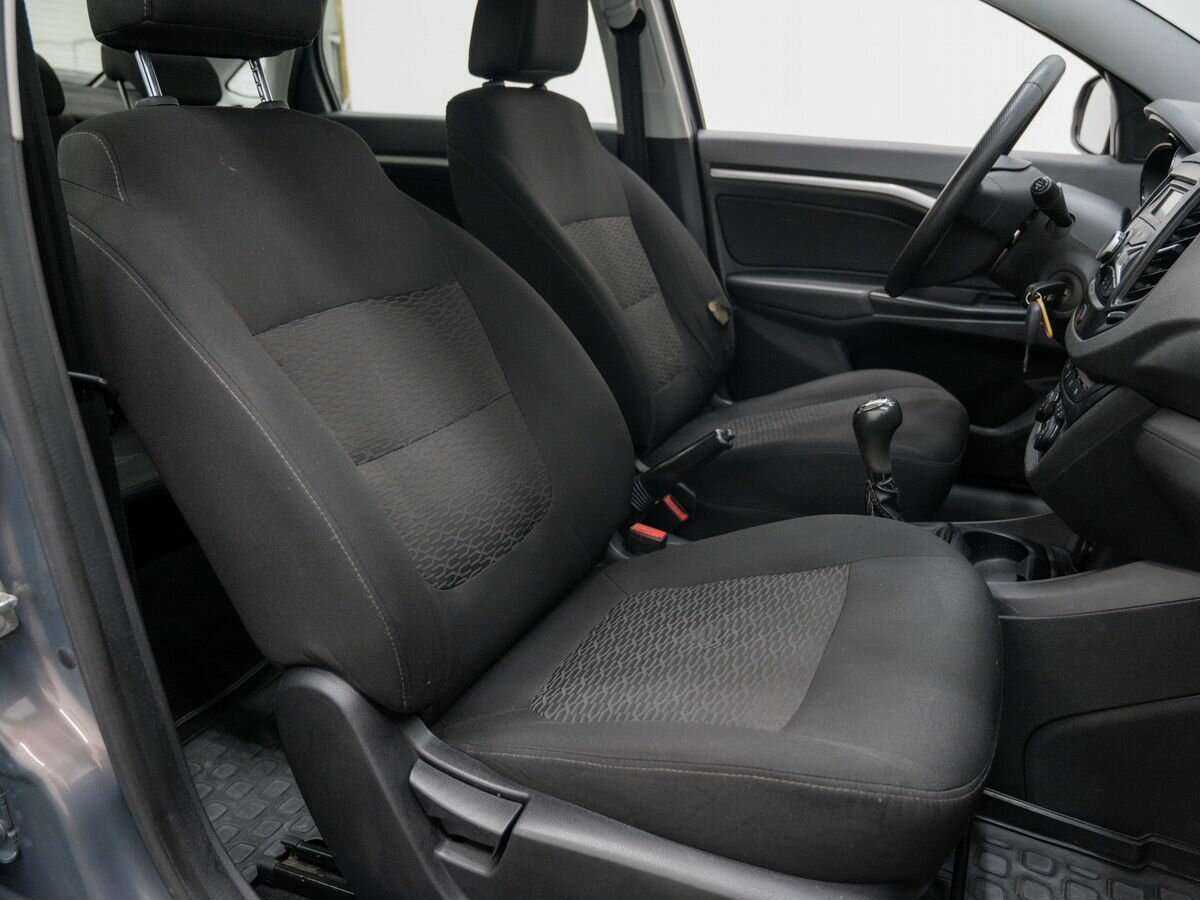 Купить Lada (ВАЗ) Vesta, 2015, 160 942 км, фото №8