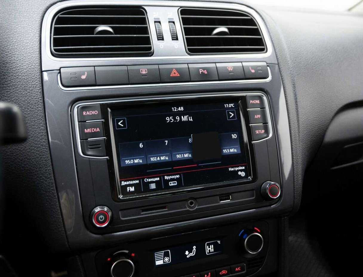 Купить Volkswagen Polo, 2018, 99 000 км, фото №21