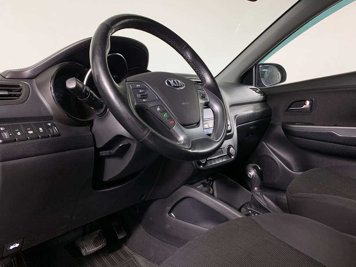 Купить Kia Rio, 2016, 75 779 км, фото №9