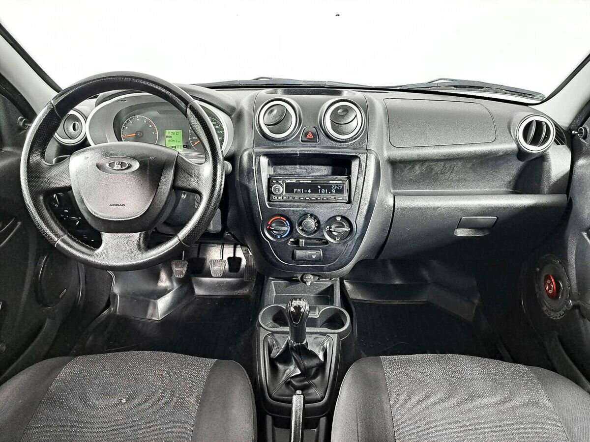 Купить Lada (ВАЗ) Granta, 2017, 155 970 км, фото №12