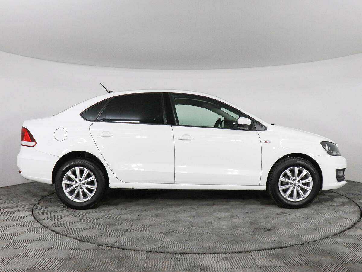 Купить Volkswagen Polo, 2018, 110 792 км, фото №4