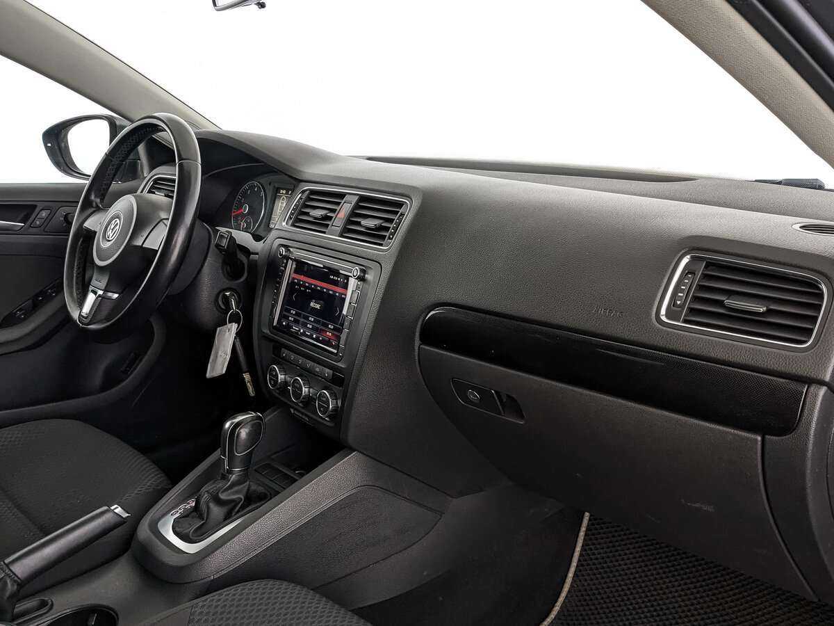 Купить Volkswagen Jetta, 2012, 125 436 км, фото №8