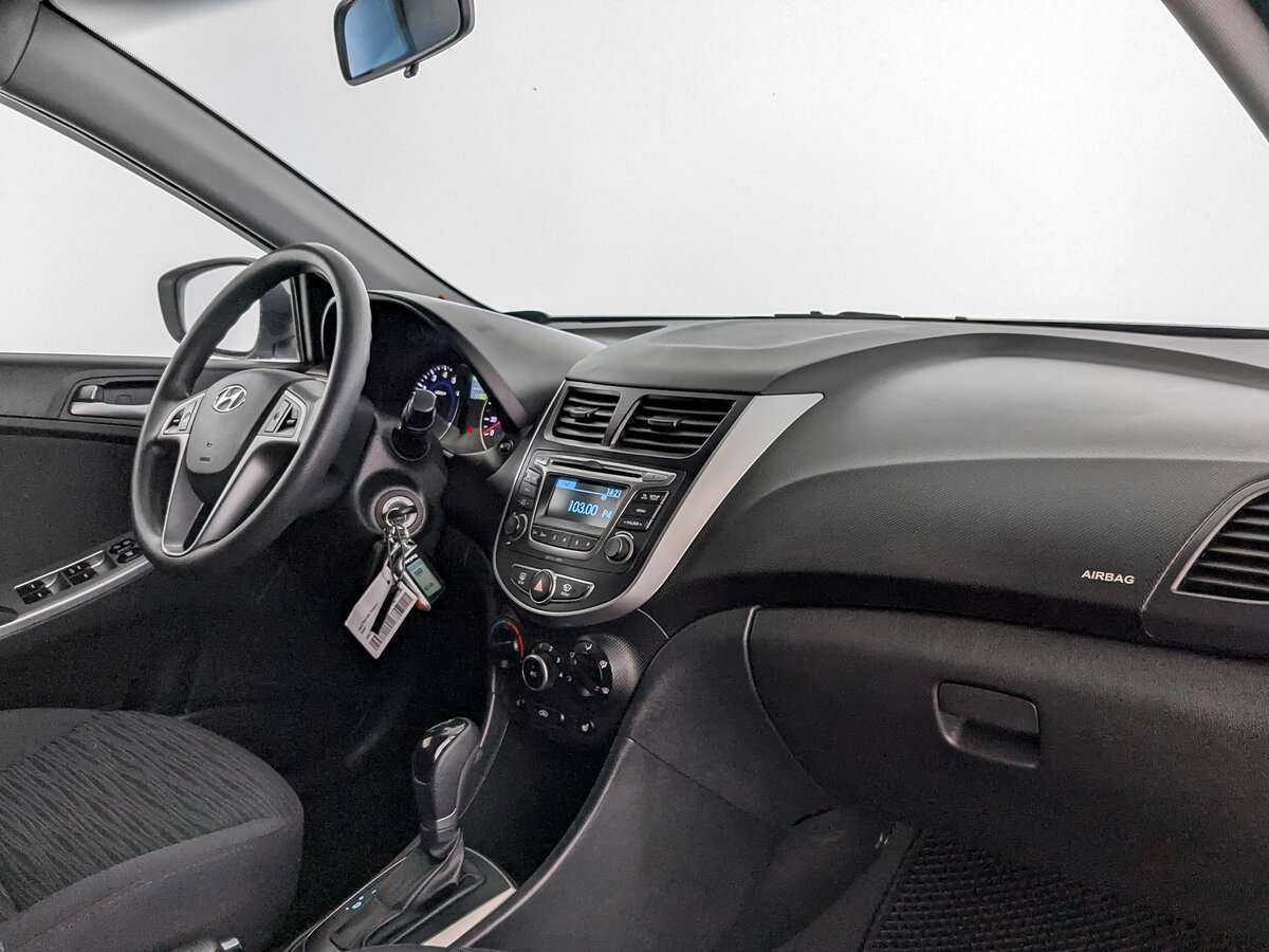 Купить Hyundai Solaris, 2015, 113 015 км, фото №7