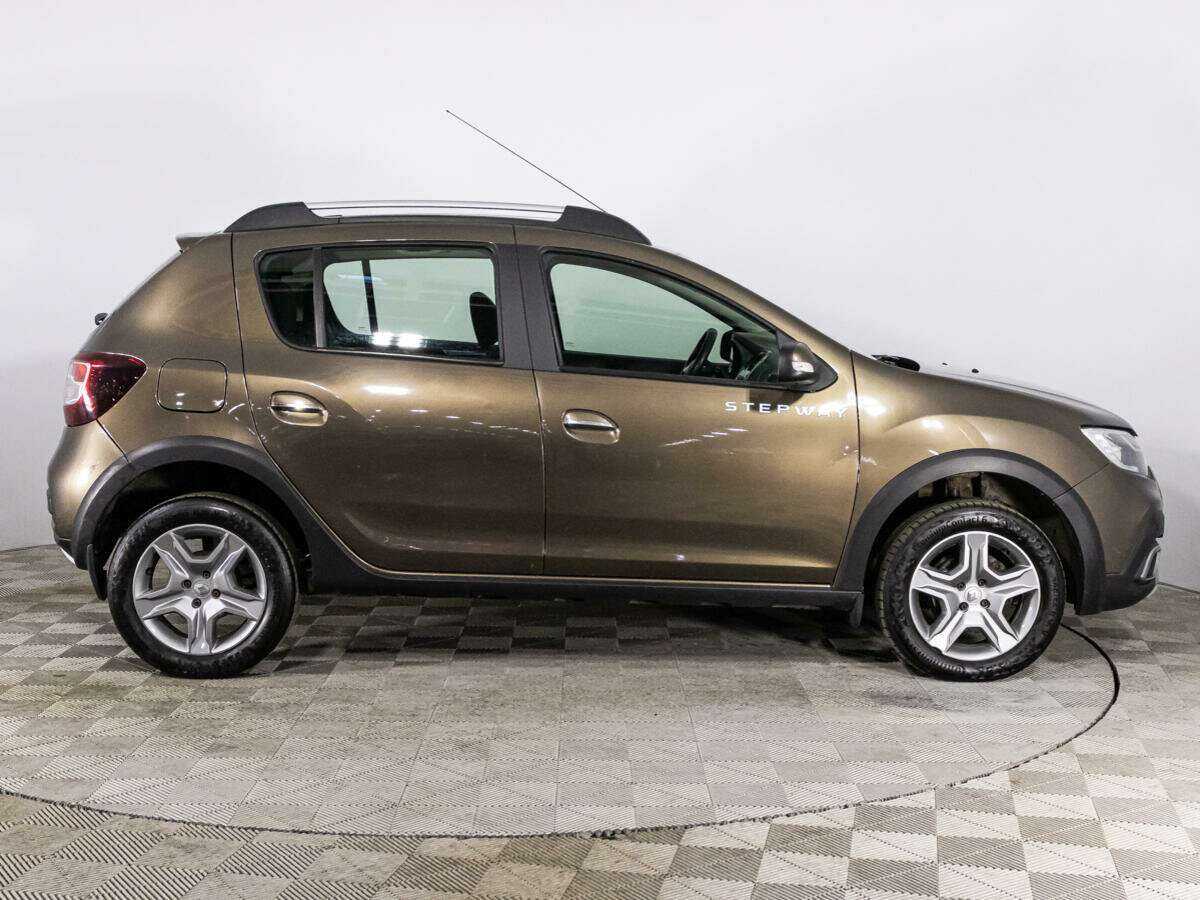 Купить Renault Sandero Stepway, 2018, 84 948 км, фото №4