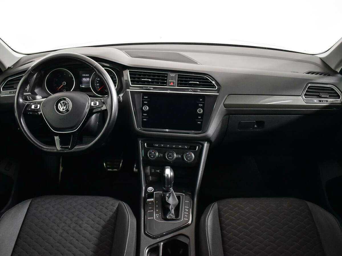 Купить Volkswagen Tiguan L, 2018, 111 982 км, фото №11