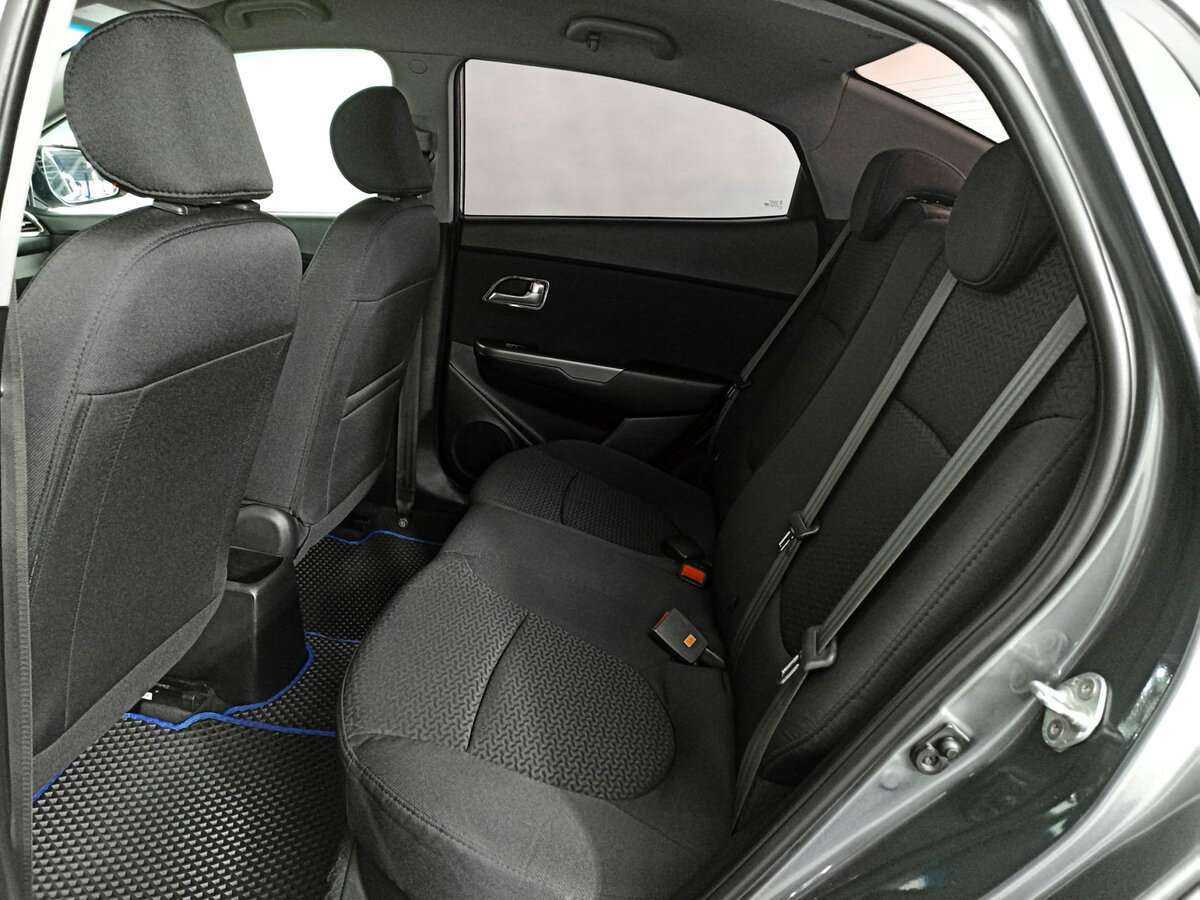 Купить Kia Rio, 2016, 212 004 км, фото №9