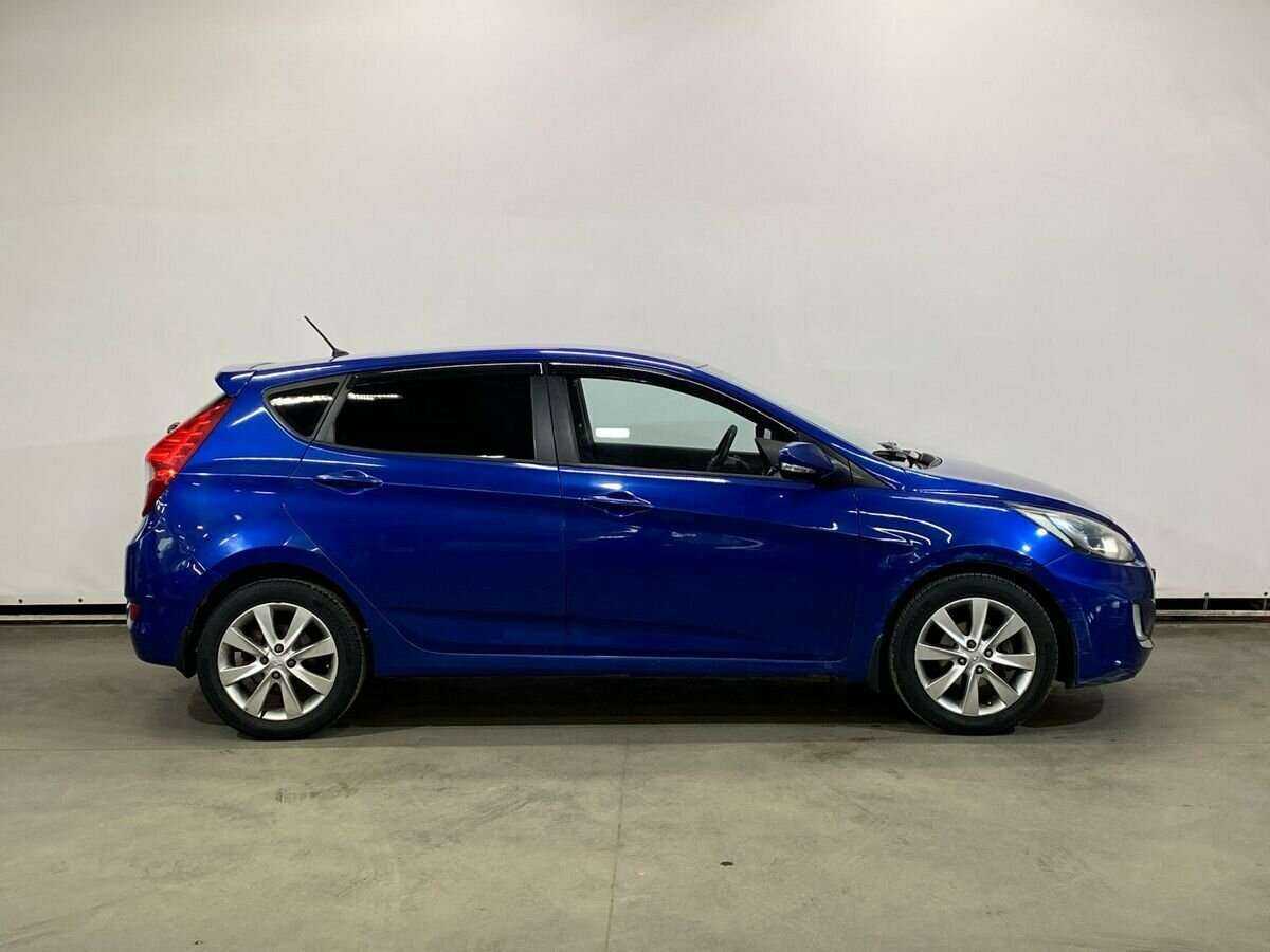 Купить Hyundai Solaris, 2012, 142 823 км, фото №4