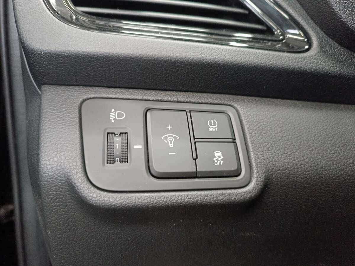 Купить Hyundai Solaris, 2020, 40 136 км, фото №16