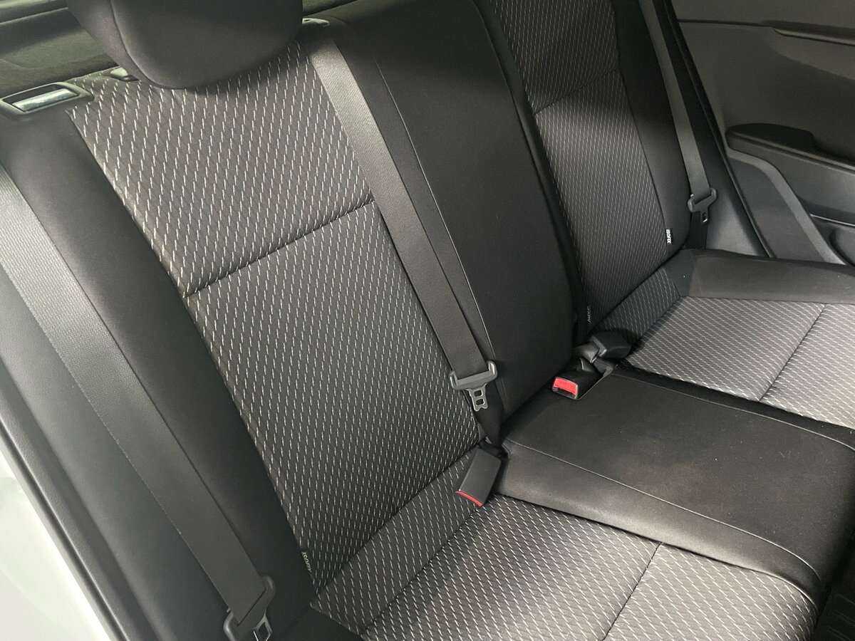 Купить Kia Rio X-Line, 2018, 85 416 км, фото №18