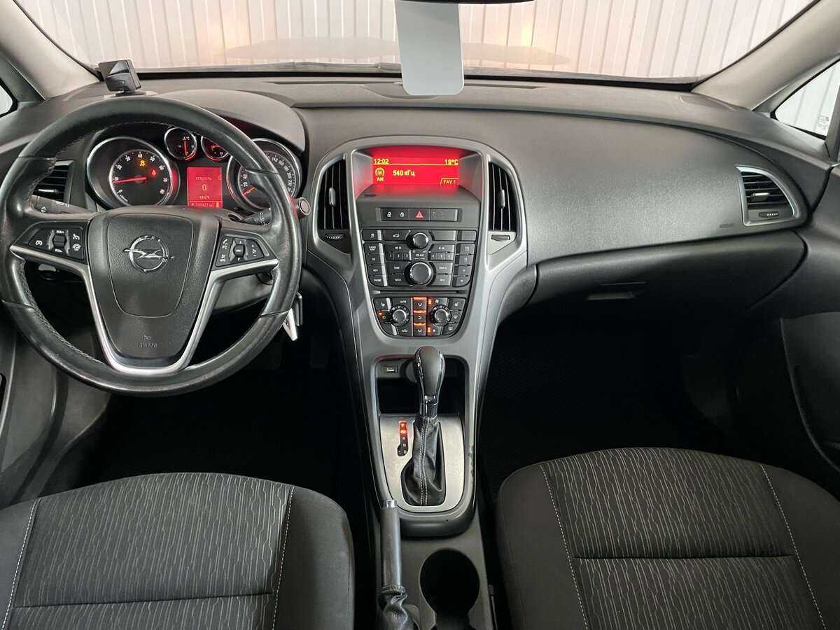 Купить Opel Astra, 2013, 205 254 км, фото №9