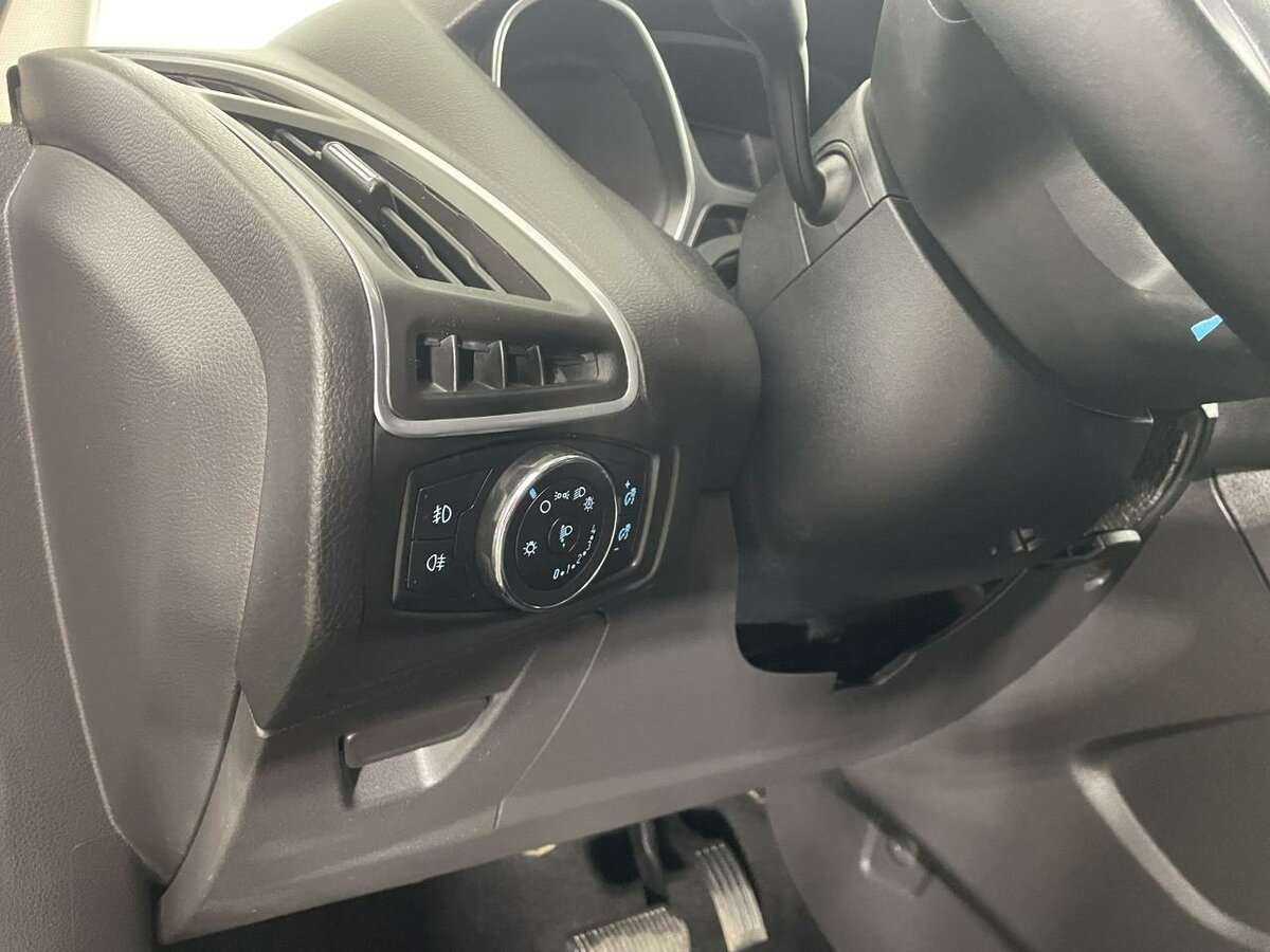 Купить Ford Focus, 2014, 137 514 км, фото №9