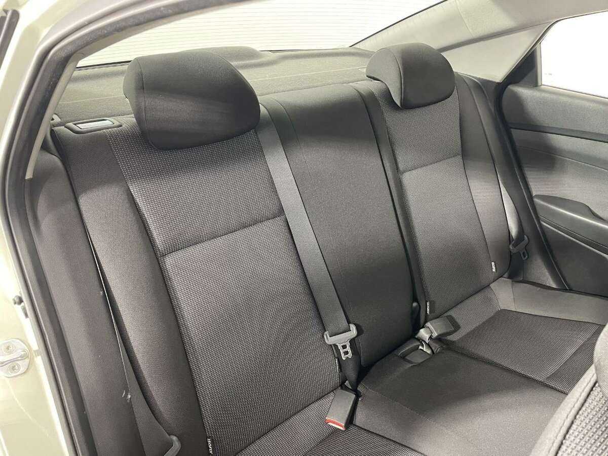 Купить Hyundai Solaris, 2018, 69 242 км, фото №15