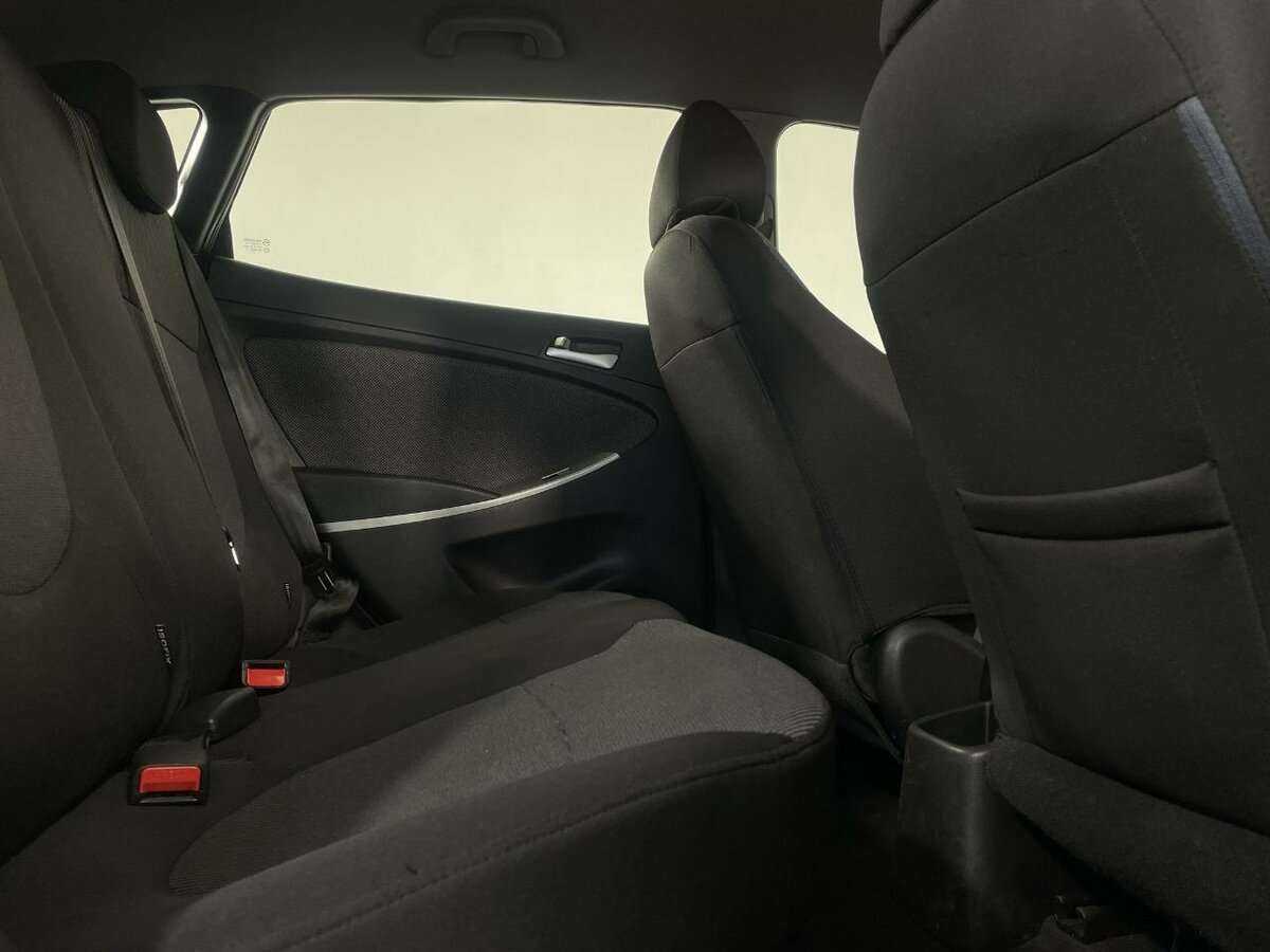 Купить Hyundai Solaris, 2012, 252 000 км, фото №16