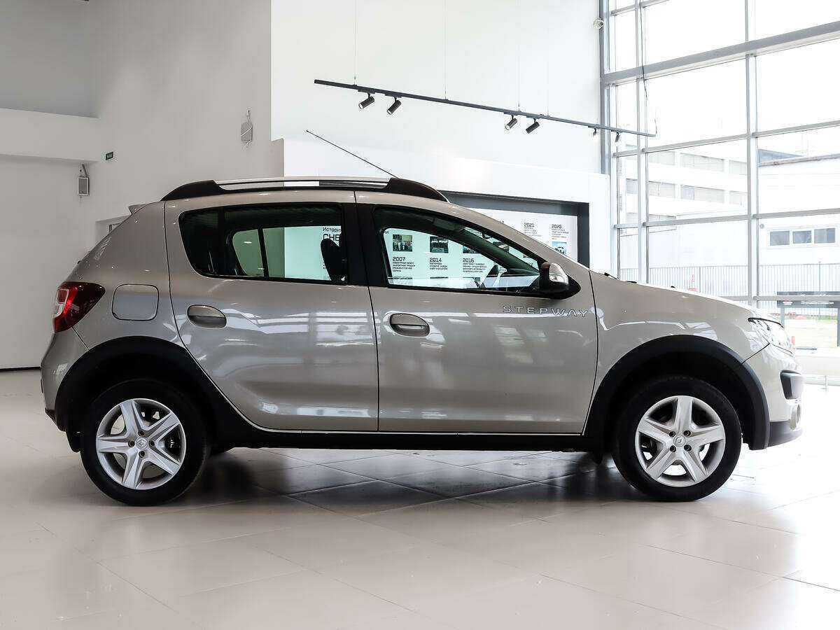 Купить Renault Sandero Stepway, 2017, 62 078 км, фото №8