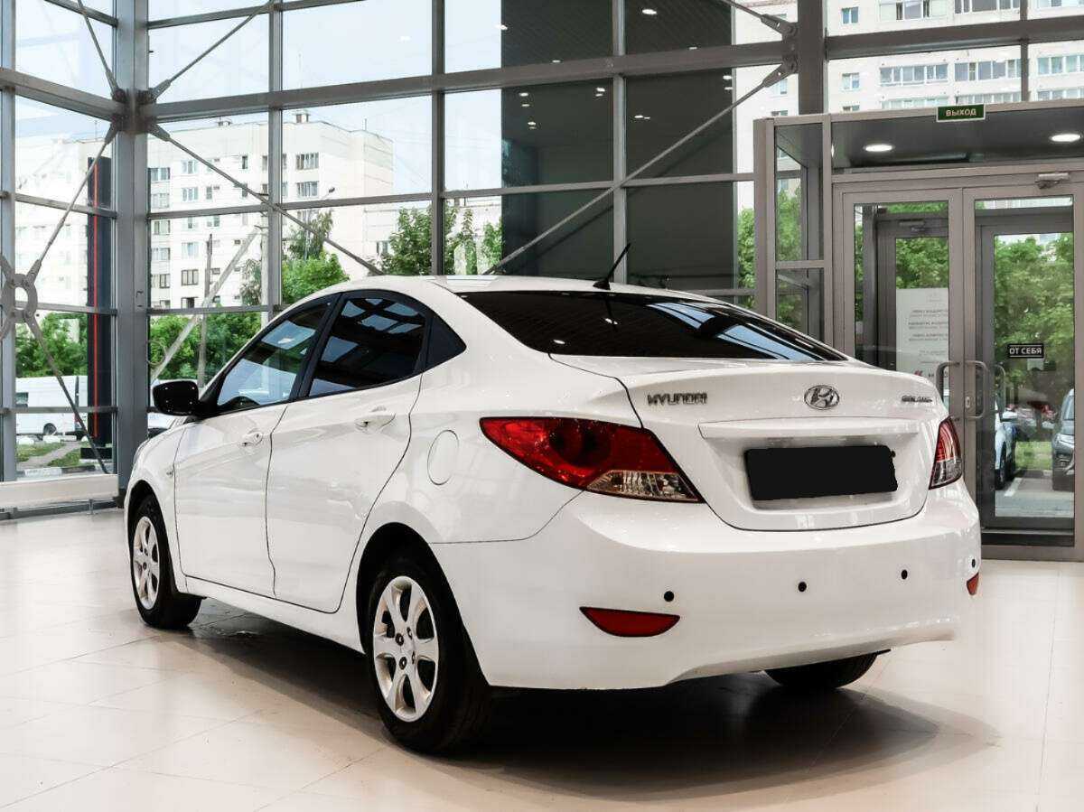Купить Hyundai Solaris, 2012, 124 753 км, фото №6