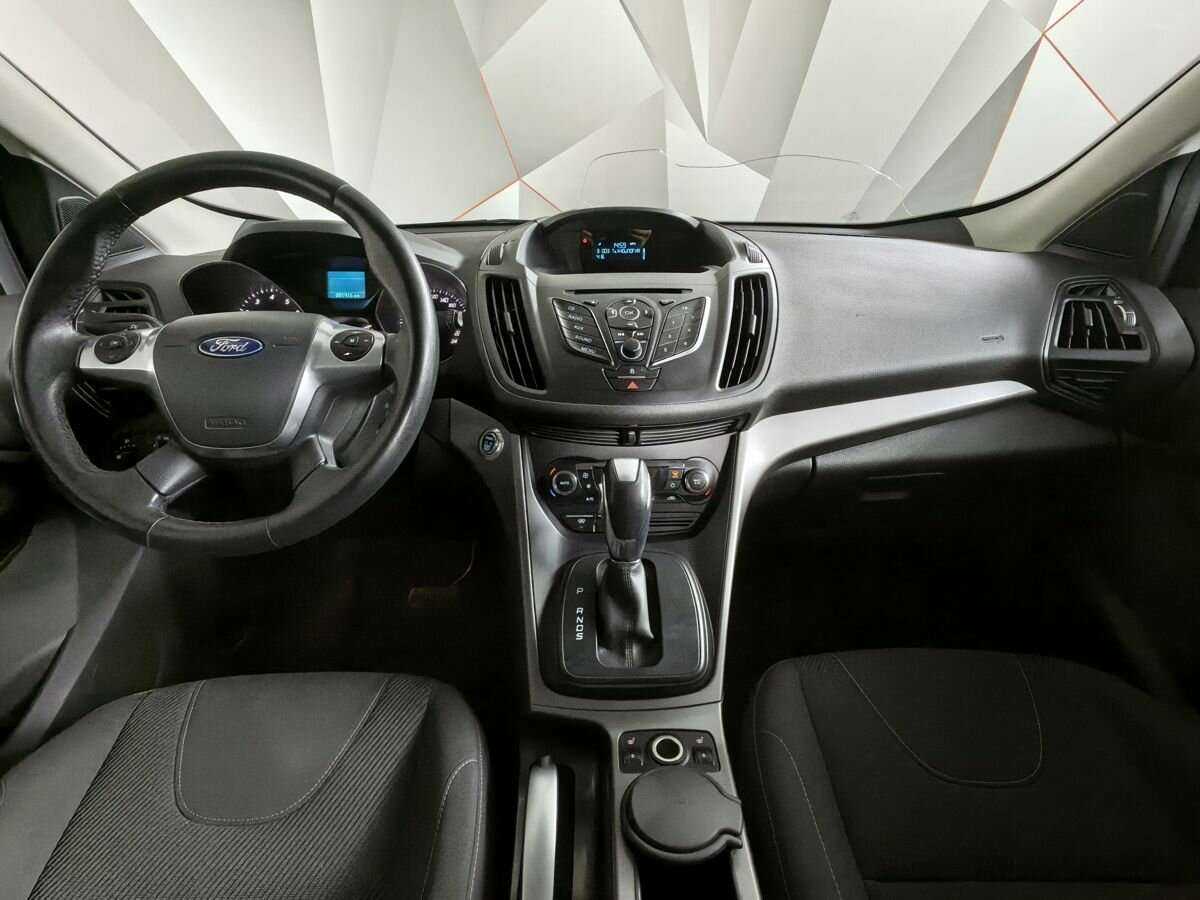 Купить Ford Kuga, 2015, 81 911 км, фото №9