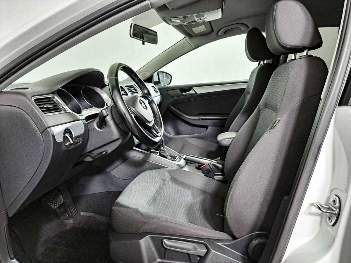 Купить Volkswagen Jetta, 2017, 121 000 км, фото №11