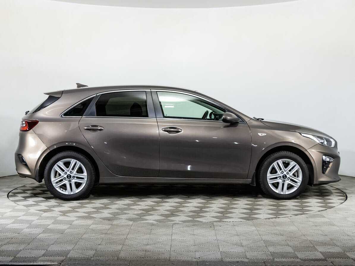 Купить Kia Ceed, 2018, 130 000 км, фото №4