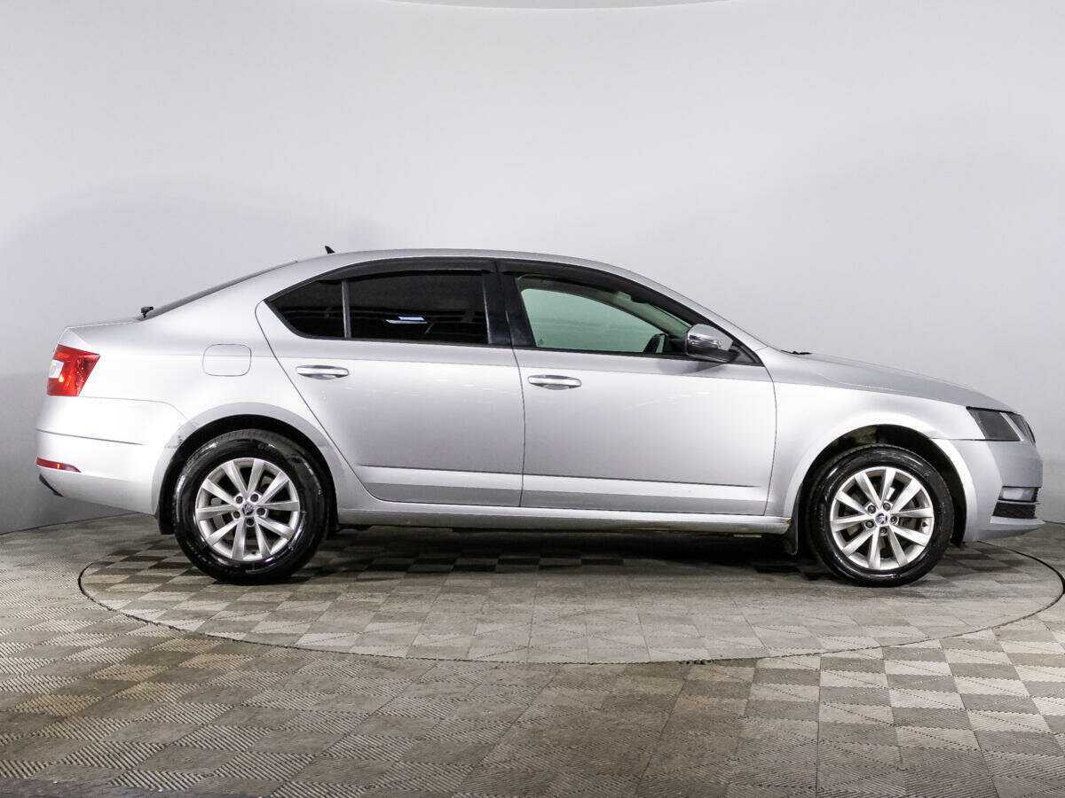Купить Skoda Octavia, 2018, 175 047 км, фото №4