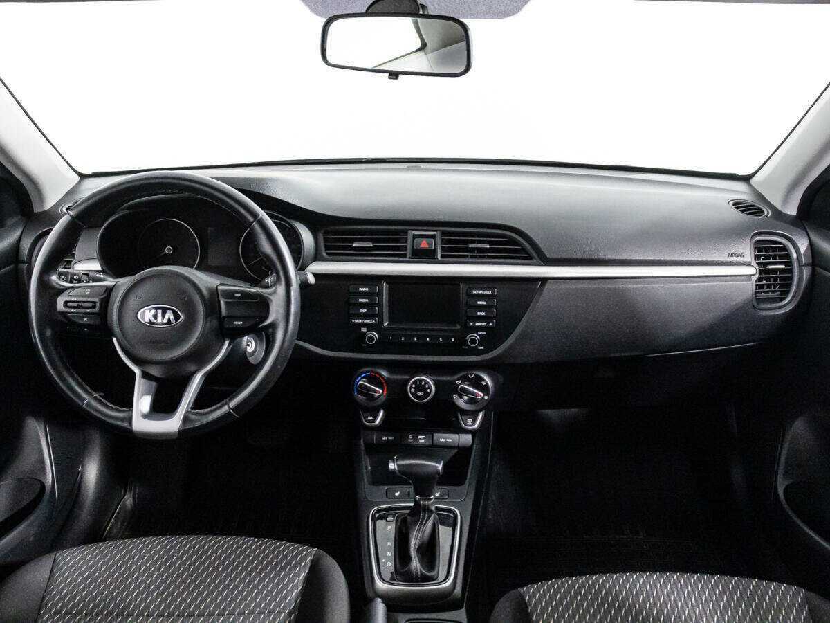 Купить Kia Rio X-Line, 2018, 20 647 км, фото №13