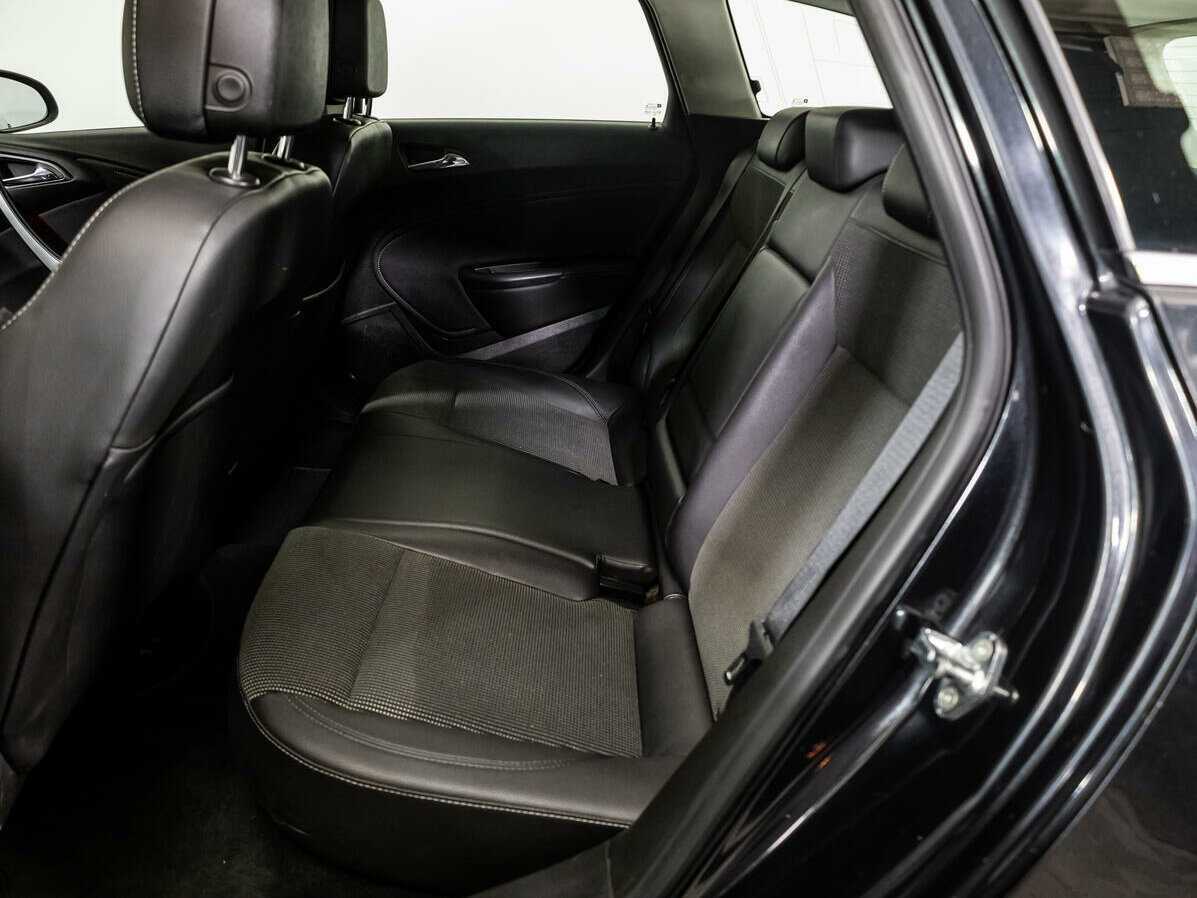 Купить Opel Astra, 2012, 226 020 км, фото №8