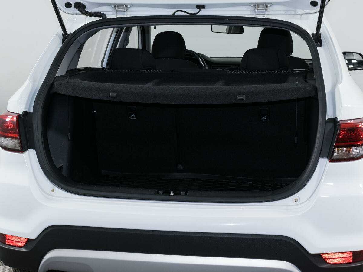 Купить Kia Rio X-Line, 2019, 65 326 км, фото №9