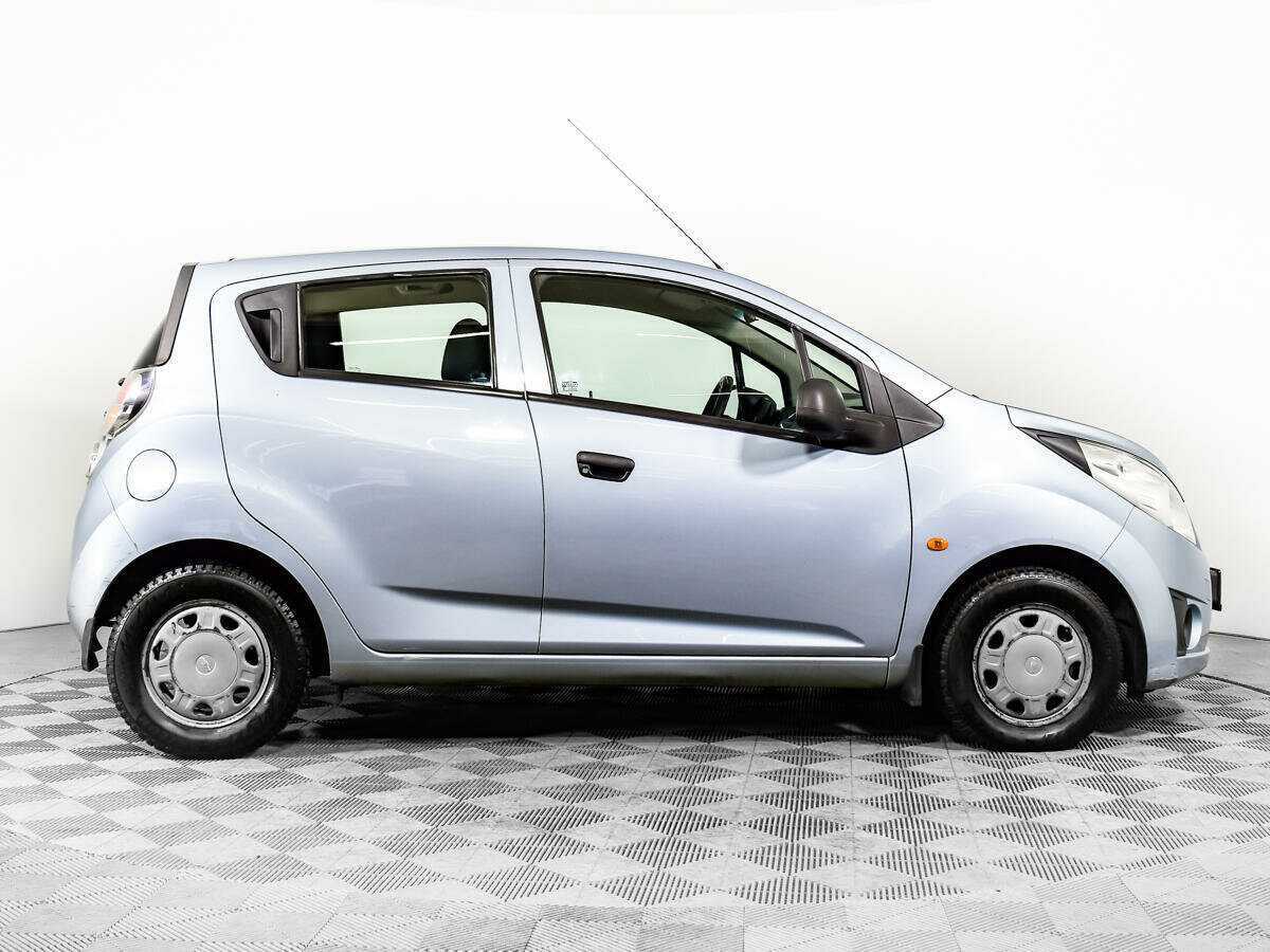 Купить Chevrolet Spark, 2012, 76 402 км, фото №4