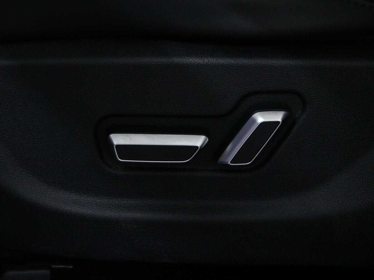 Купить Geely Atlas, 2019, 88 877 км, фото №13