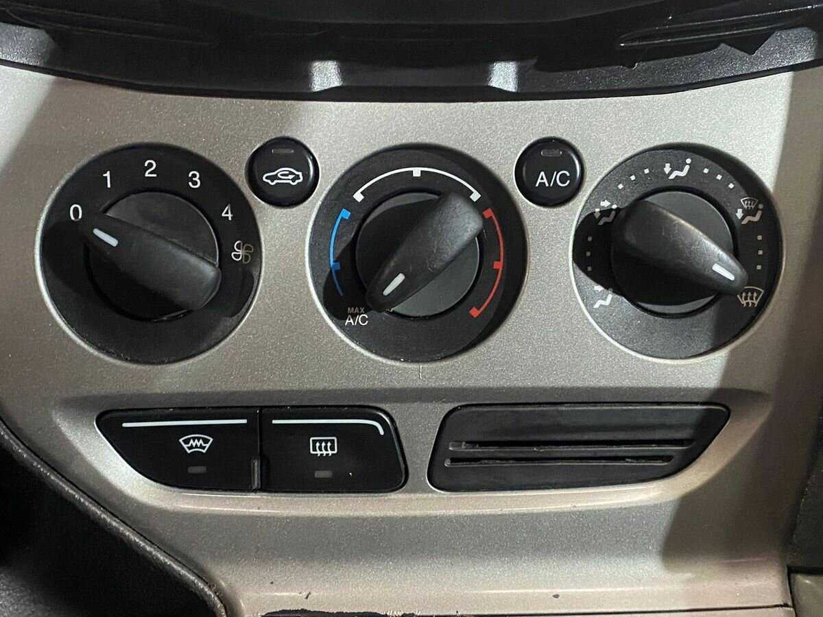 Купить Ford Focus, 2013, 203 630 км, фото №13