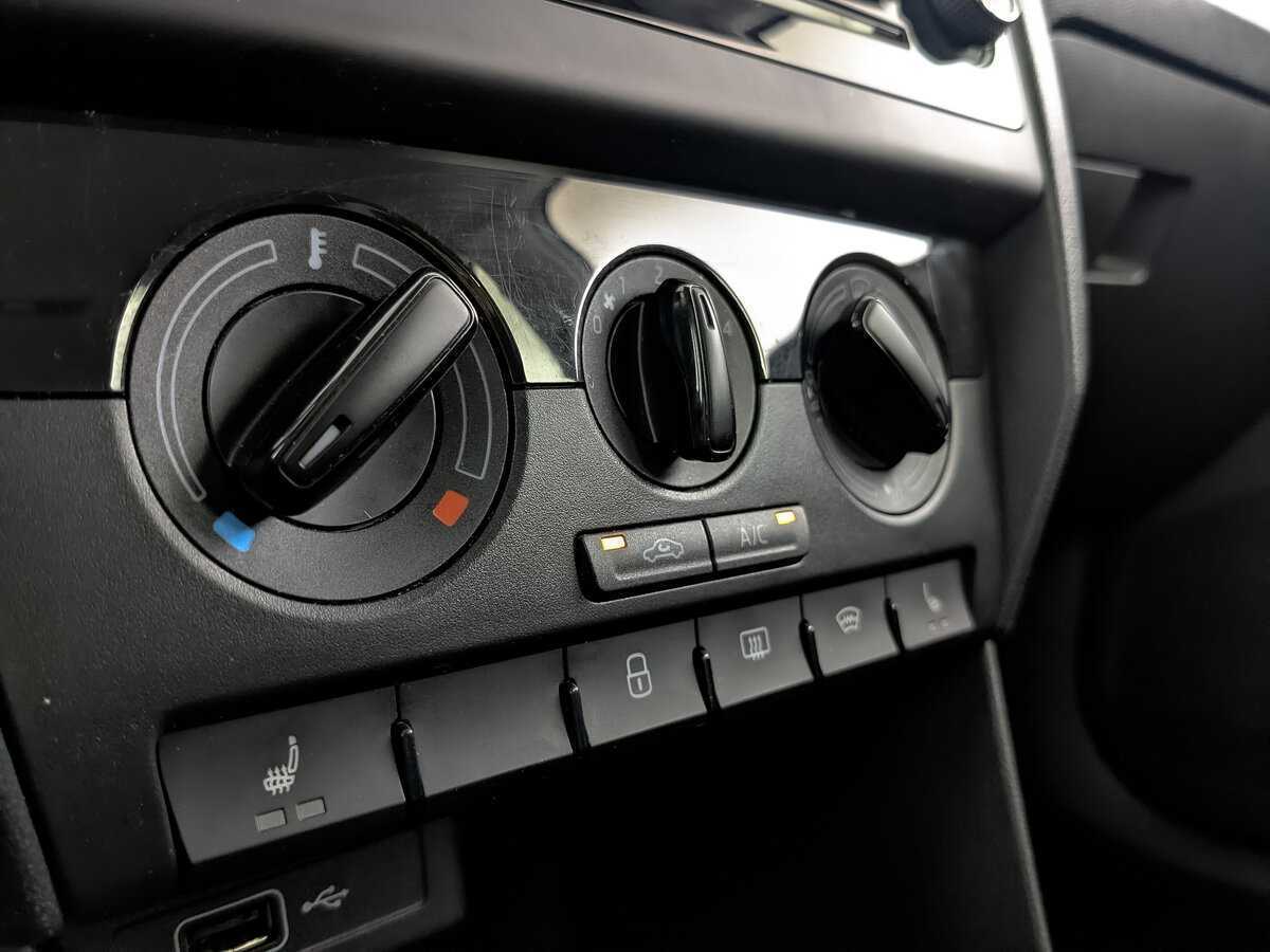 Купить Skoda Rapid, 2019, 77 688 км, фото №17