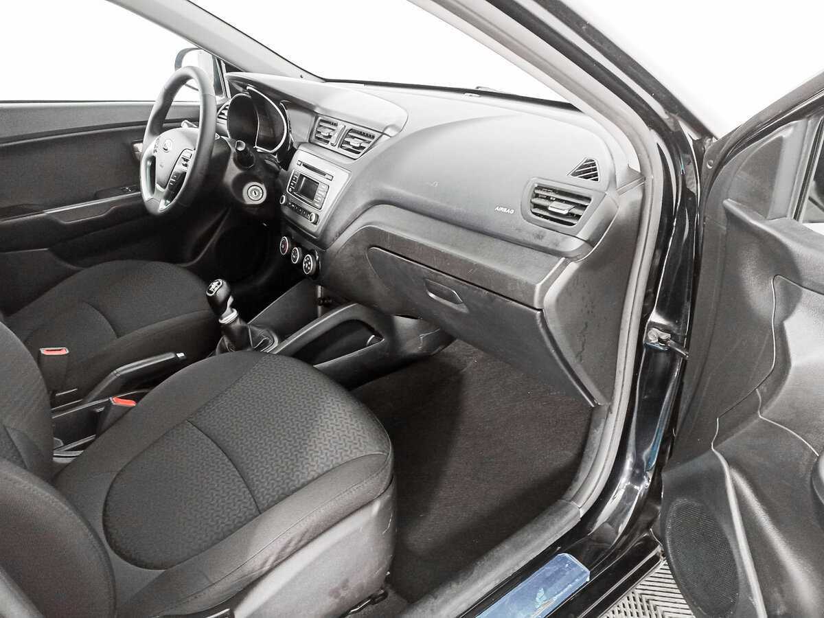 Купить Kia Rio, 2017, 117 950 км, фото №9