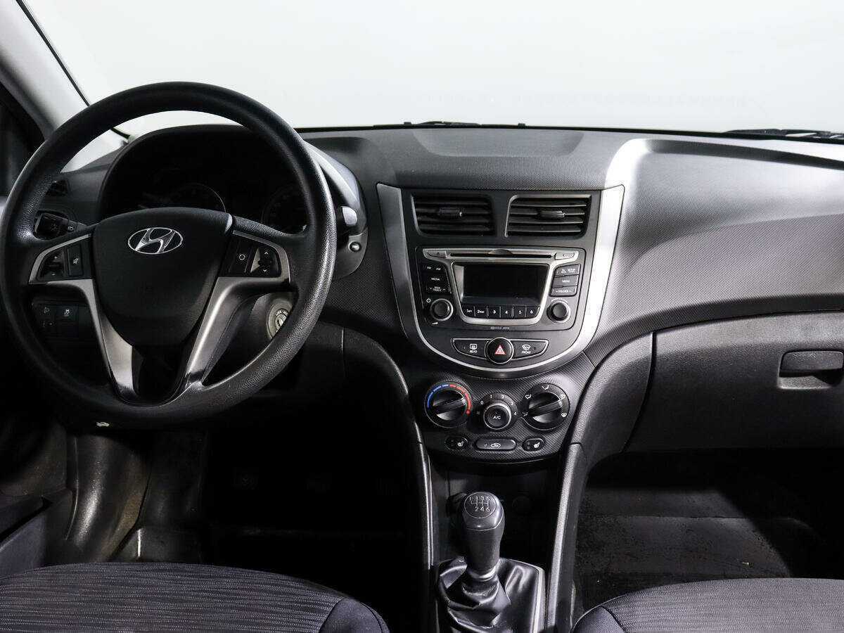 Купить Hyundai Solaris, 2016, 89 274 км, фото №12