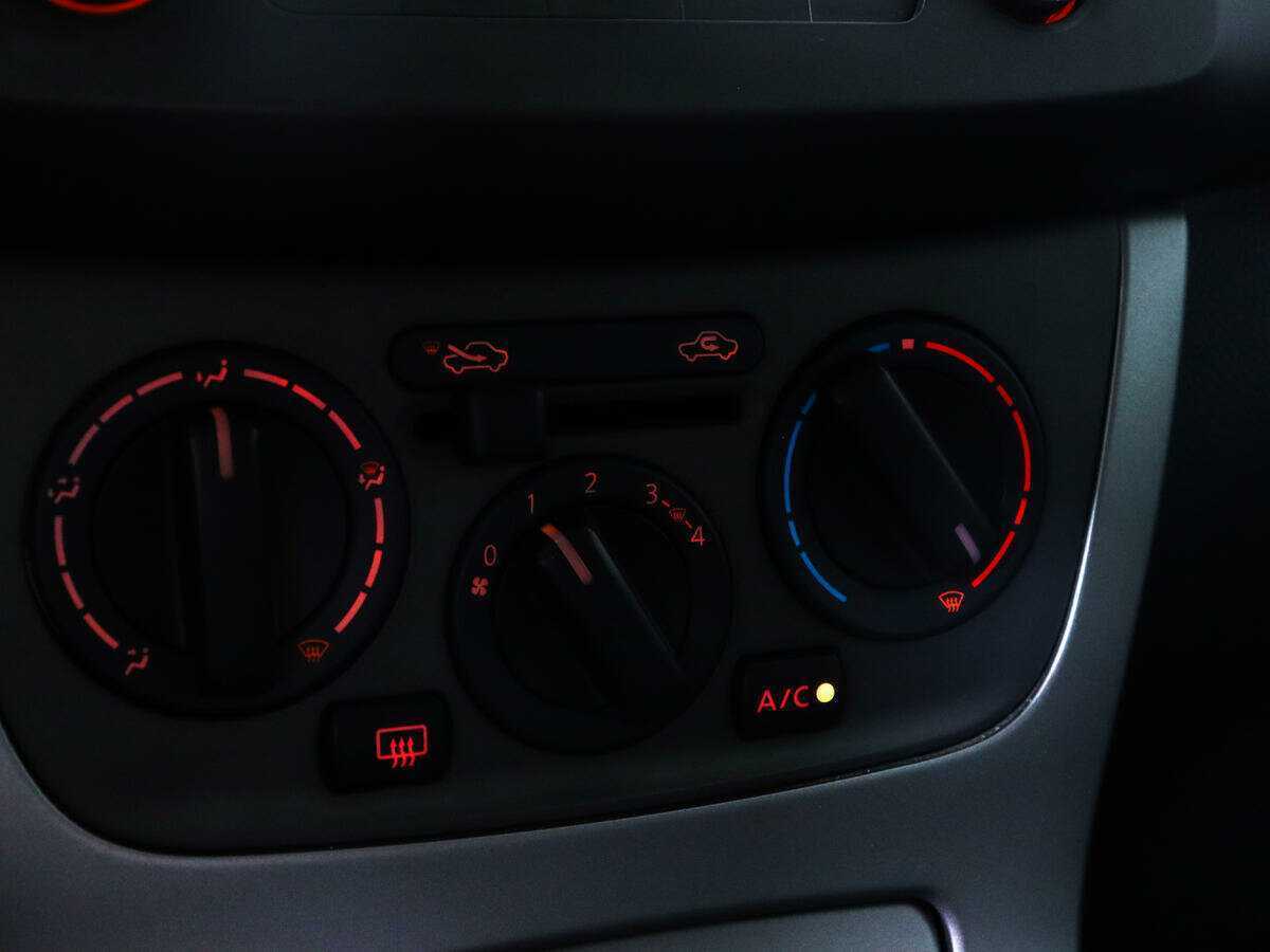 Купить Nissan Sentra, 2015, 132 700 км, фото №14