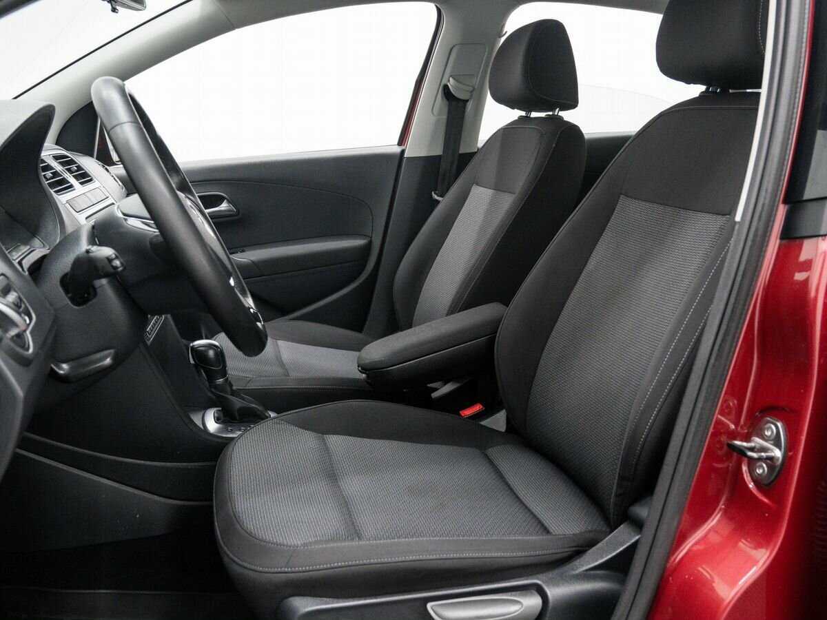 Купить Volkswagen Polo, 2017, 93 000 км, фото №12