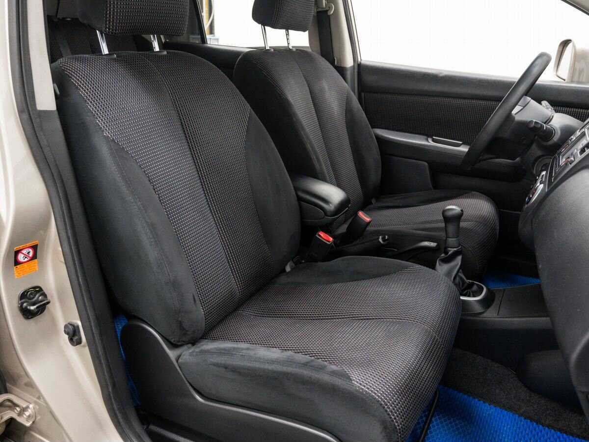 Купить Nissan Tiida, 2012, 197 312 км, фото №9