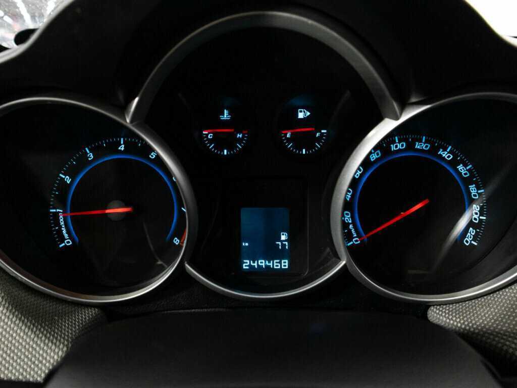 Купить Chevrolet Cruze, 2012, 249 467 км, фото №12