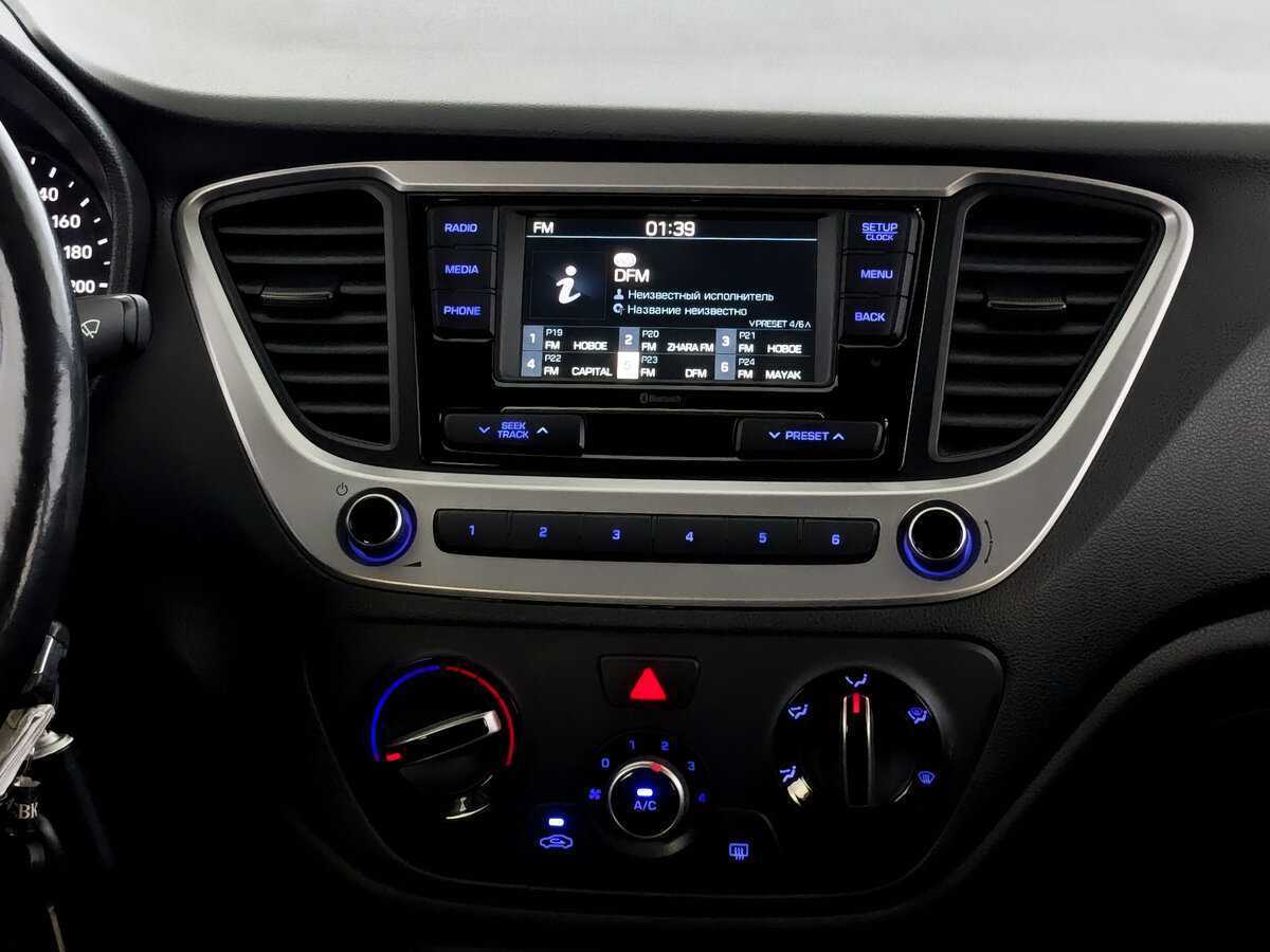 Купить Hyundai Solaris, 2018, 128 050 км, фото №14