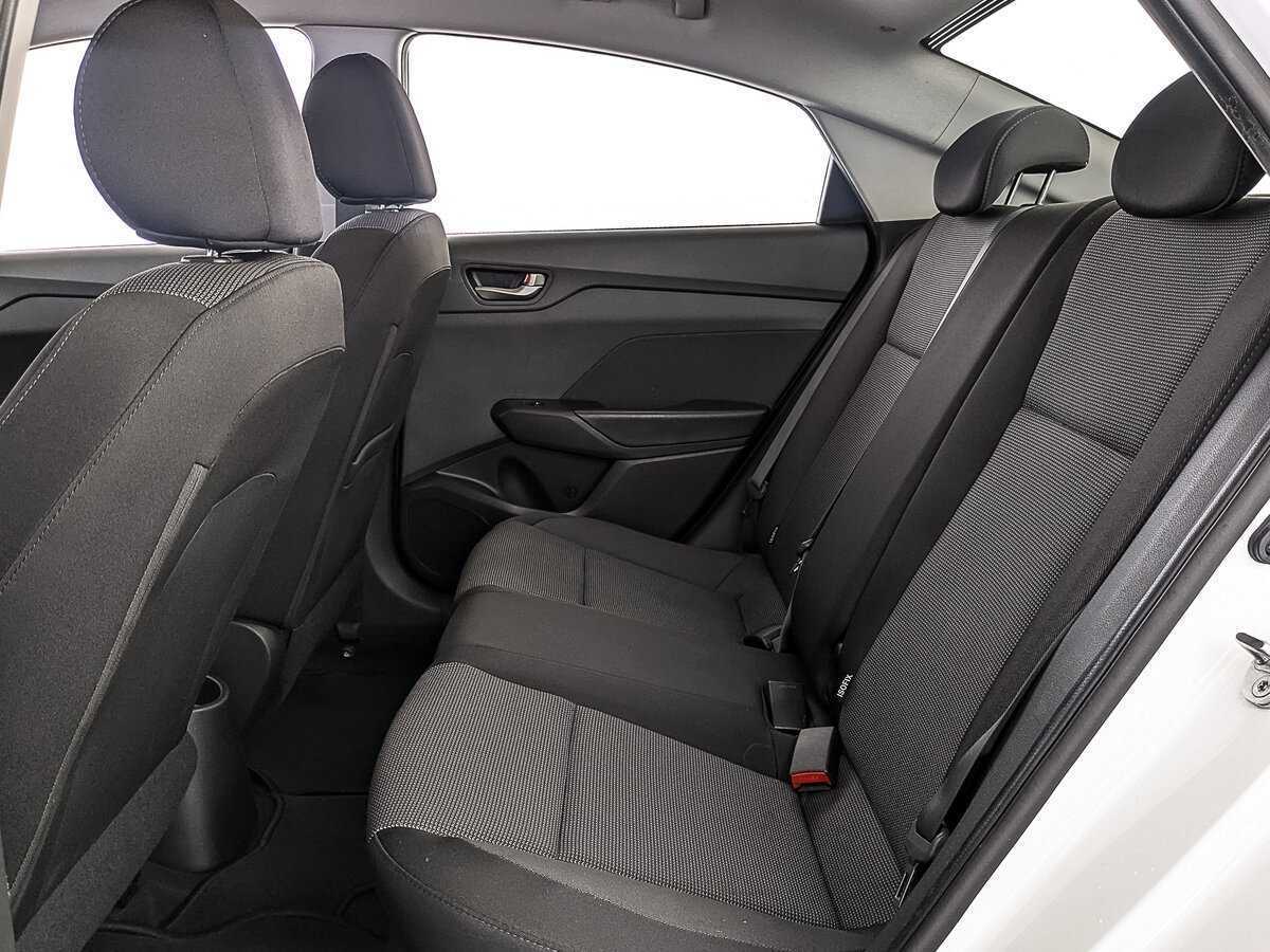 Купить Hyundai Solaris, 2017, 158 808 км, фото №18