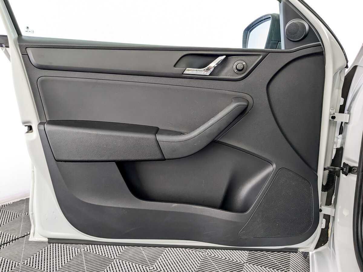 Купить Skoda Rapid, 2017, 79 526 км, фото №19