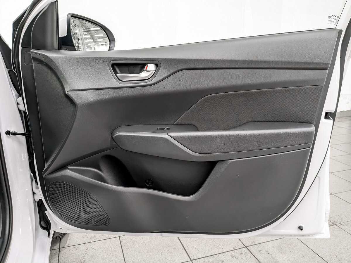 Купить Hyundai Solaris, 2021, 22 226 км, фото №22