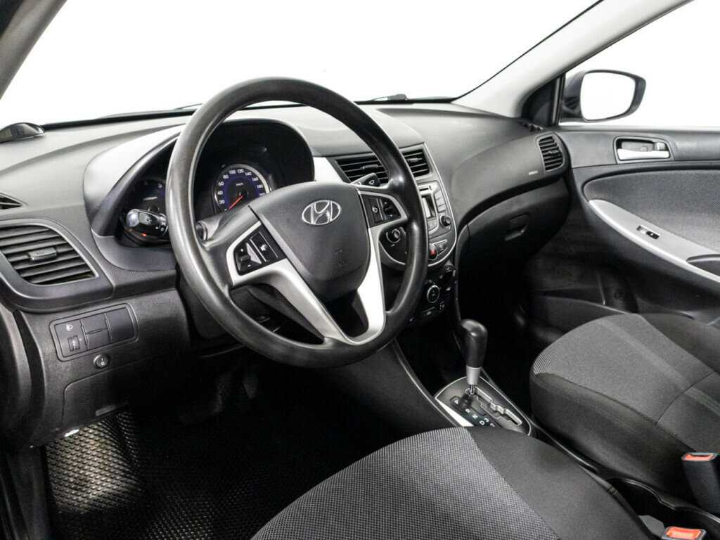 Купить Hyundai Solaris, 2013, 188 971 км, фото №11