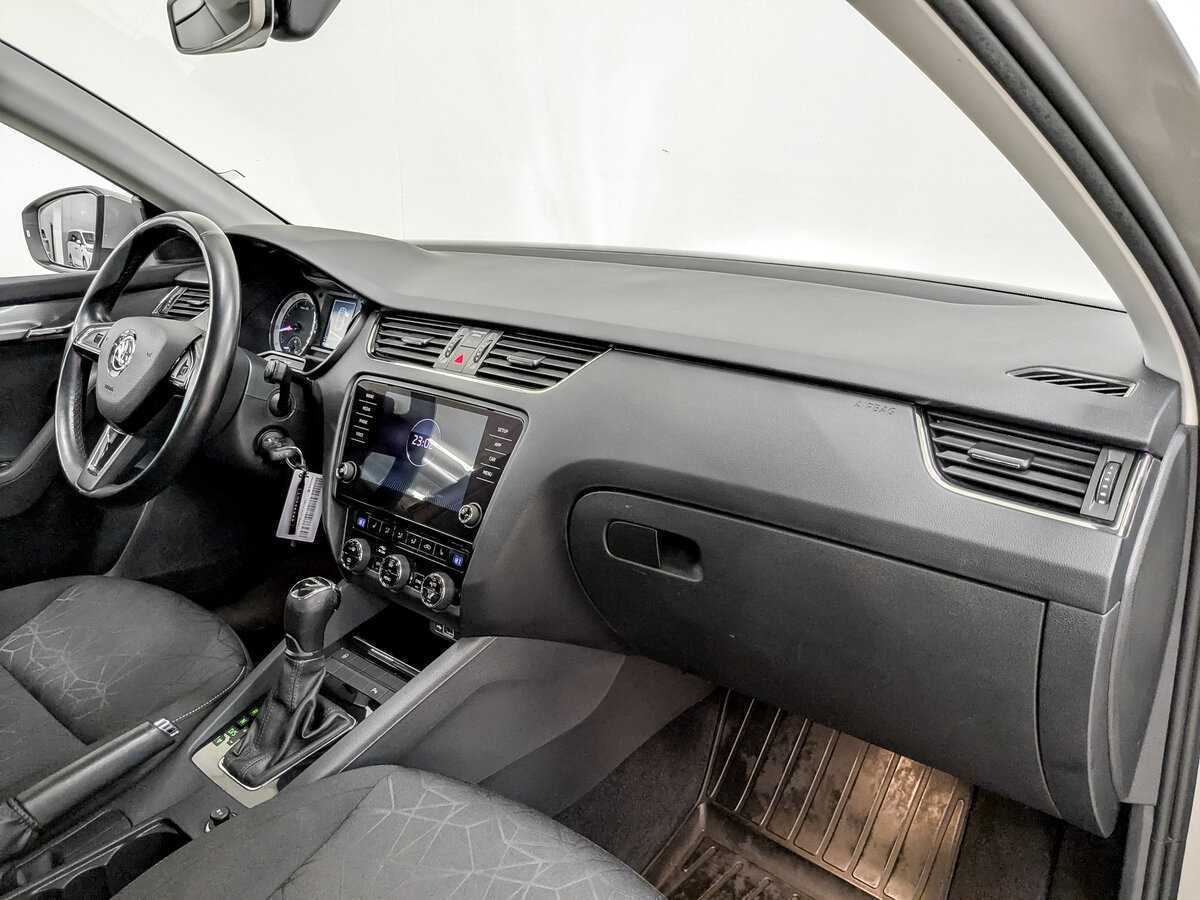 Купить Skoda Octavia, 2020, 95 429 км, фото №11