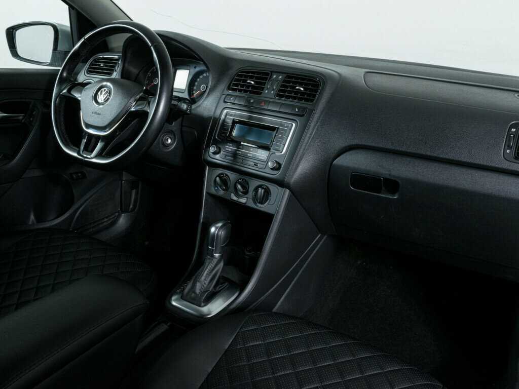 Купить Volkswagen Polo, 2016, 87 000 км, фото №8