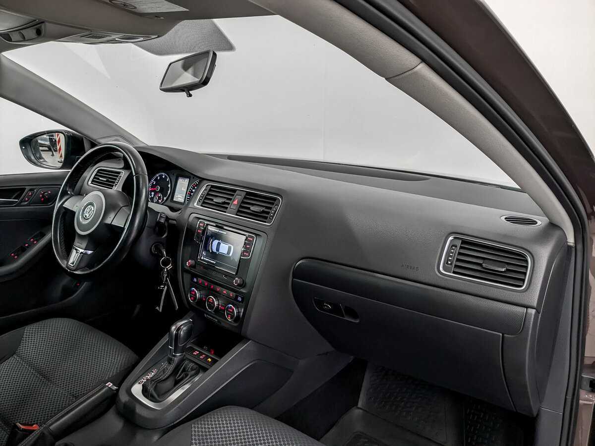 Купить Volkswagen Jetta, 2014, 129 595 км, фото №11