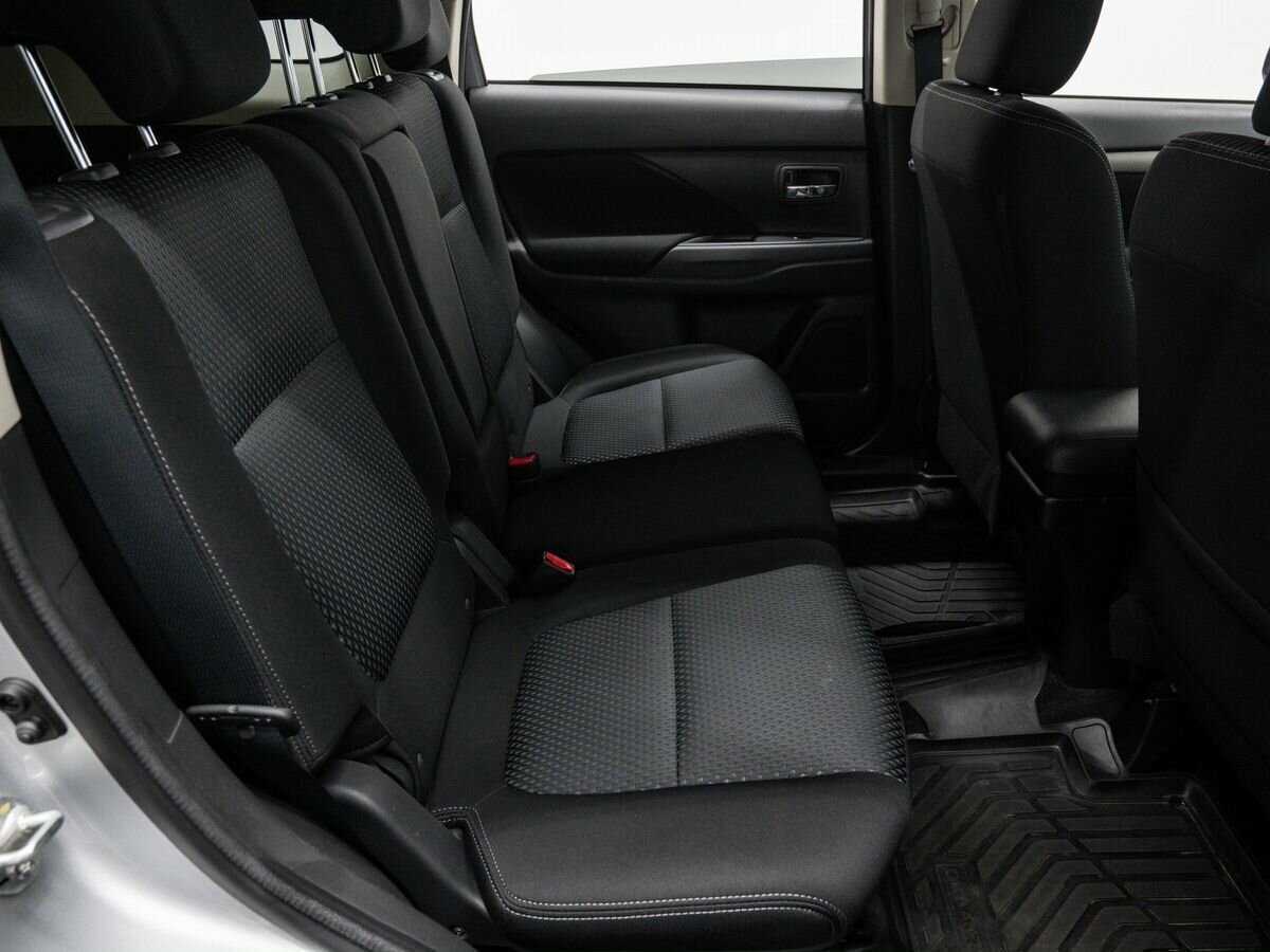Купить Mitsubishi Outlander, 2018, 179 363 км, фото №10