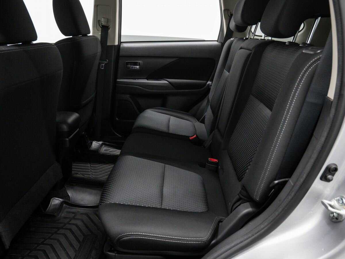 Купить Mitsubishi Outlander, 2018, 179 363 км, фото №12