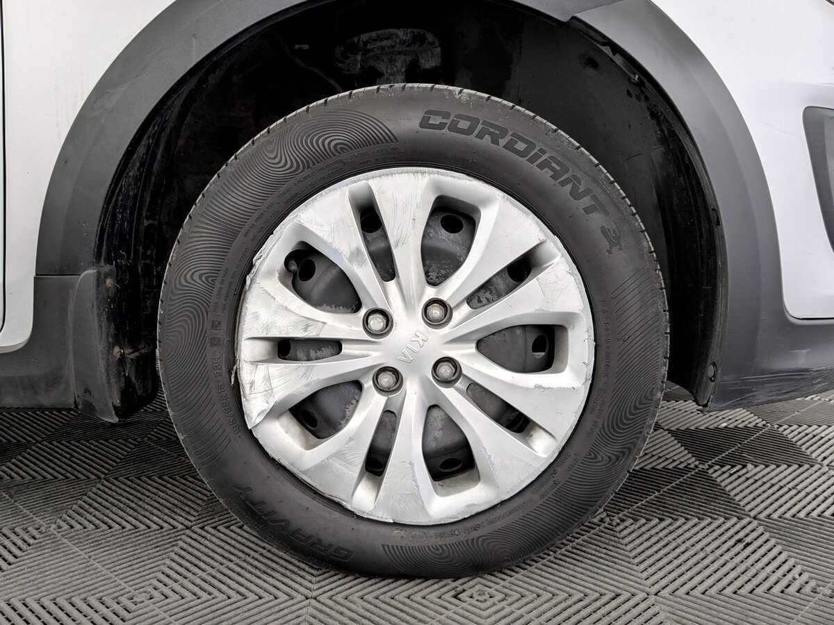 Купить Kia Rio X-Line, 2020, 172 195 км, фото №18