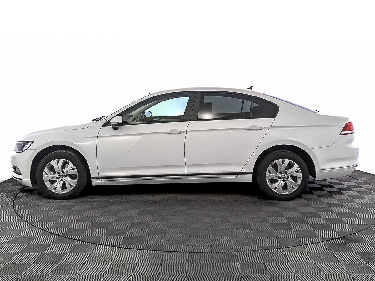 Купить Volkswagen Passat, 2017, 120 532 км, фото №8