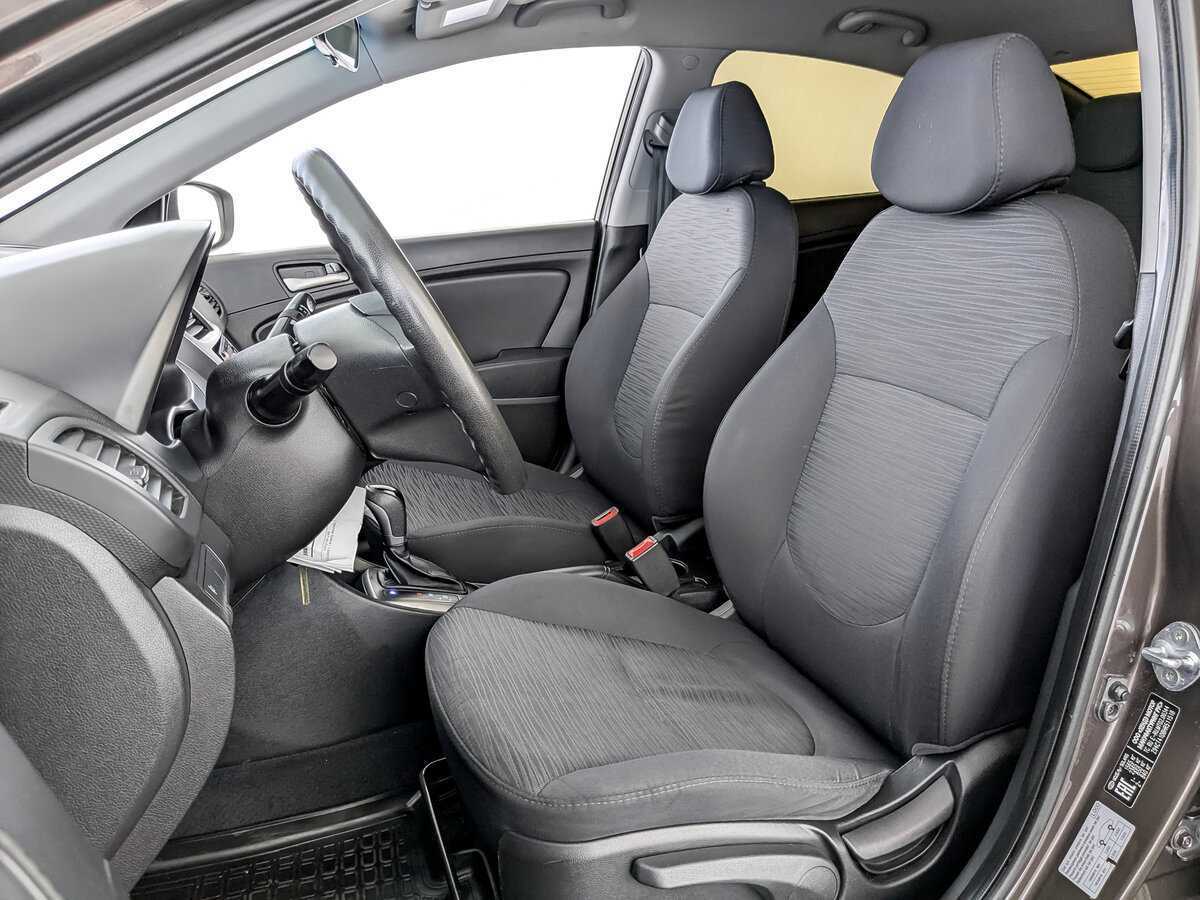 Купить Hyundai Solaris, 2016, 84 783 км, фото №19