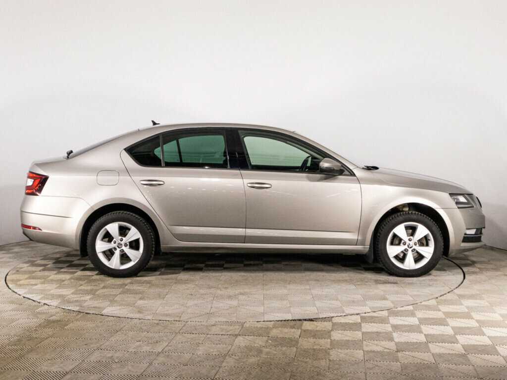 Купить Skoda Octavia, 2018, 134 725 км, фото №4